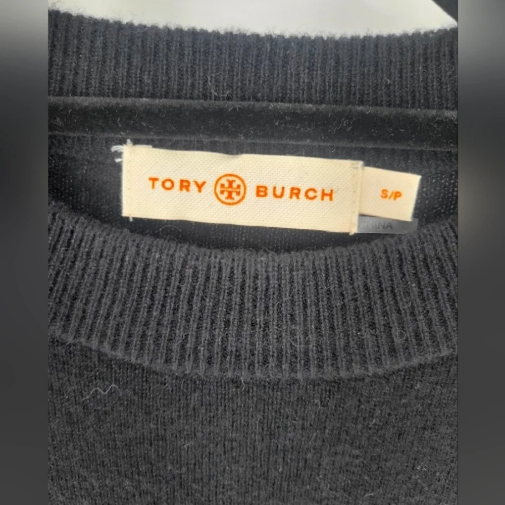 Tory Burch Heart Sequin‎ Patch Sweater Womens S Black 100% Cashmere - Picture 2 of 4